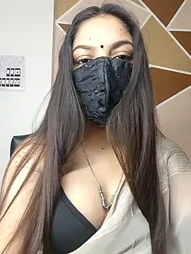 Snapshot of _desigori chatting on 12-31-24, 03:45 desigori online show from 12-31-24, 03:45