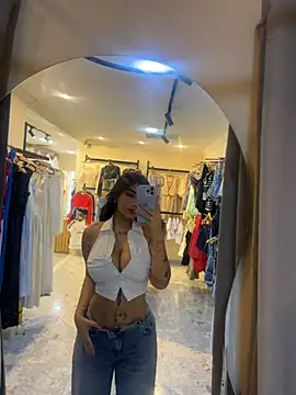 clarachanelricek online show from 02-18-26, 08:16