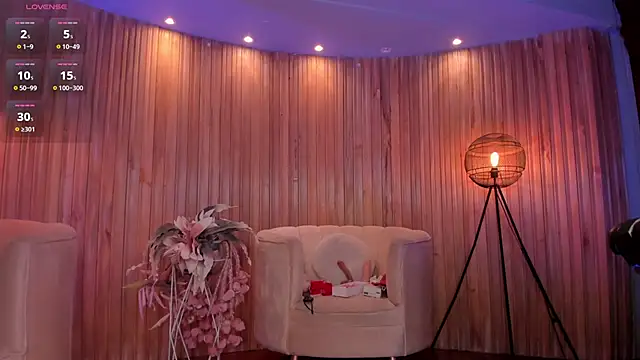 SophieBarnett online show from 02-25-25, 06:03