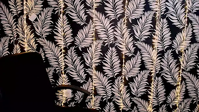 Olivia playful online show from 02-17-25, 12:38