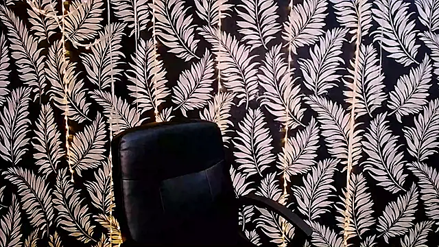 Olivia playful online show from 10-20-25, 11:32