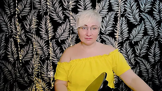 Olivia playful online show from 03-08-26, 12:20