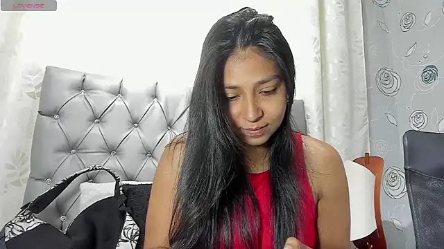 luna evaa online show from 09-30-25, 01:38