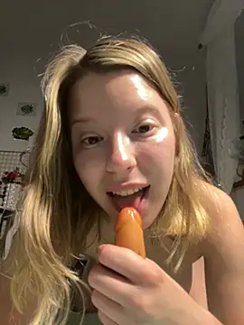 kimczii online show from 06-30-26, 06:25