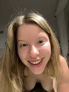 kimczii online show from 08-04-26, 05:43