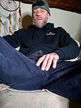 Snapshot of eddouxxx78 chatting on 11-05-25, 05:02 eddouxxx78 online show from 11-05-25, 05:02