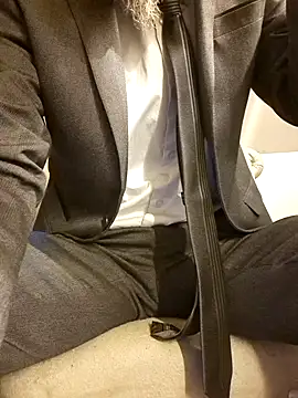 Snapshot of eddouxxx78 chatting on 03-10-26, 04:56 eddouxxx78 online show from 03-10-26, 04:56