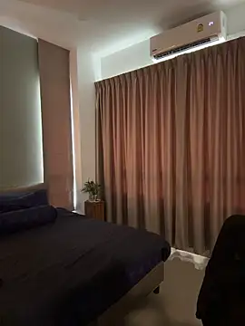 Snapshot of Devon2020 chatting on 06-12-26, 10:47 Devon2020 online show from 06-12-26, 10:47