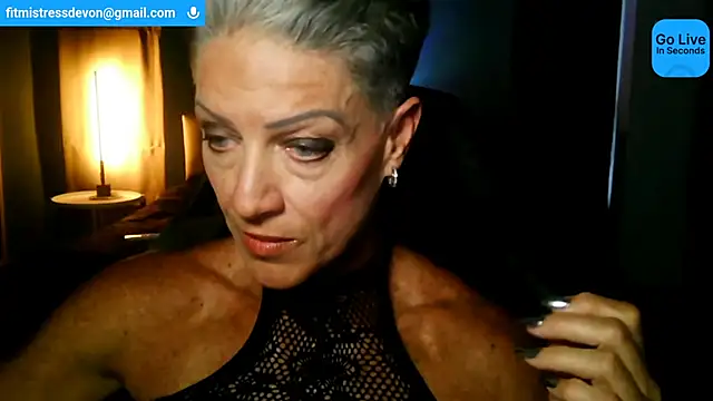 Snapshot of Devon2020 chatting on 06-13-26, 11:52 Devon2020 online show from 06-13-26, 11:52