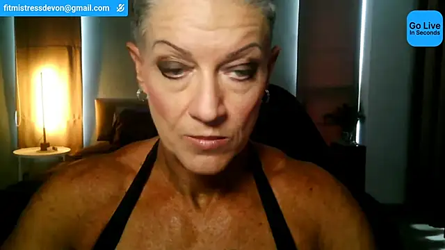 Snapshot of Devon2020 chatting on 06-19-26, 09:46 Devon2020 online show from 06-19-26, 09:46