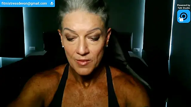 Snapshot of Devon2020 chatting on 06-26-26, 07:57 Devon2020 online show from 06-26-26, 07:57