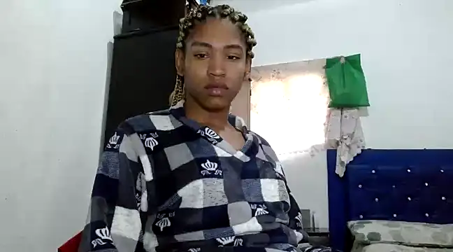 Snapshot of angelamarie1 chatting on 01-07-25, 03:33 angelamarie1 online show from 01-07-25, 03:33