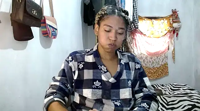 Snapshot of angelamarie1 chatting on 02-05-25, 03:09 angelamarie1 online show from 02-05-25, 03:09