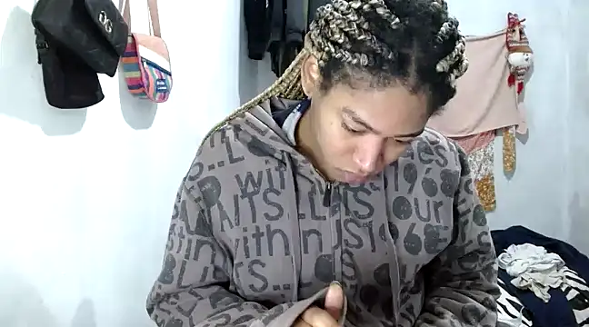 Snapshot of angelamarie1 chatting on 02-14-25, 12:03 angelamarie1 online show from 02-14-25, 12:03