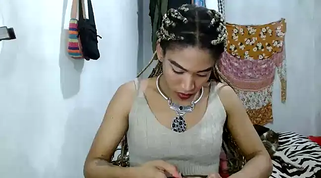 Snapshot of angelamarie1 chatting on 02-27-25, 11:37 angelamarie1 online show from 02-27-25, 11:37