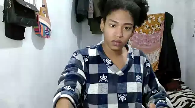 Snapshot of angelamarie1 chatting on 03-18-25, 02:36 angelamarie1 online show from 03-18-25, 02:36