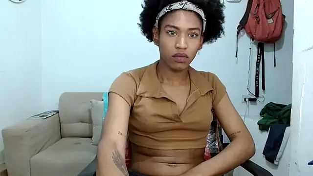 angelamarie1 online show from 11-30-25, 10:58