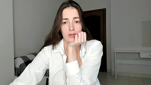 Sabrina Mur online show from 10-29-25, 10:28