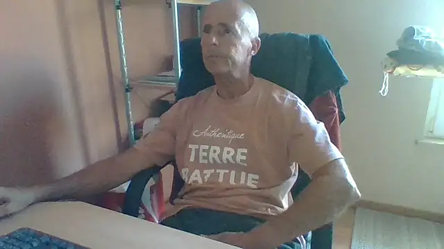 olibrius71 online show from 10-06-25, 08:23