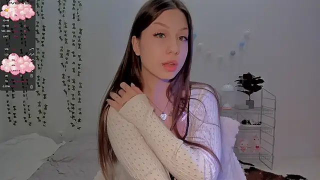 Snapshot of Mary_tiim chatting on 02-16-25, 04:32 Mary tiim online show from 02-16-25, 04:32