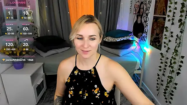 Karinella x online show from 03-03-25, 12:15