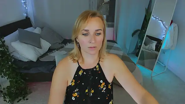 Karinella x online show from 09-19-25, 09:26