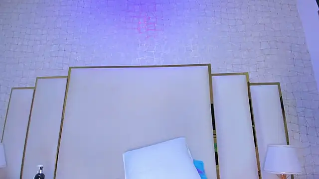 Snapshot of paola_rodriguez chatting on 02-22-26, 11:53 paola rodriguez online show from 02-22-26, 11:53