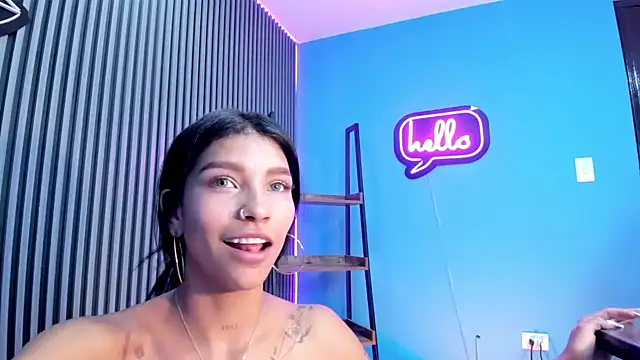 LauraAristizabal online show from 01-16-25, 06:48