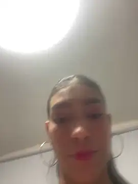 LauraAristizabal online show from 05-07-26, 11:37