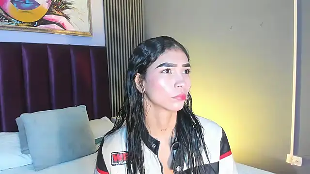 LauraAristizabal online show from 06-20-26, 11:46