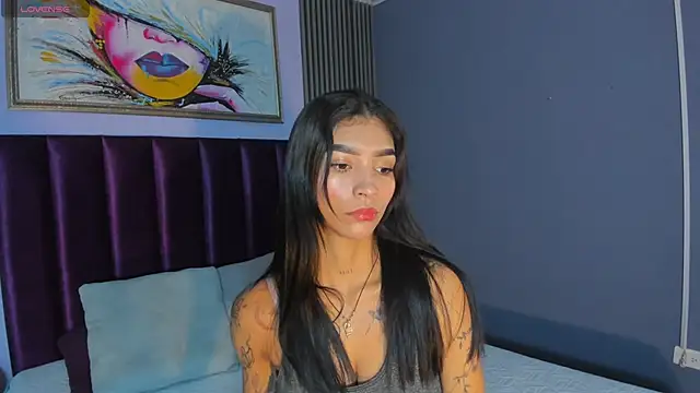 LauraAristizabal online show from 06-25-26, 12:09