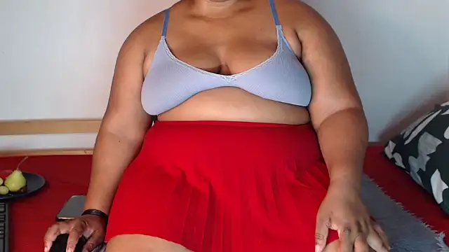 Snapshot of SexyChill1992 chatting on 02-20-25, 11:10 SexyChill1992 online show from 02-20-25, 11:10