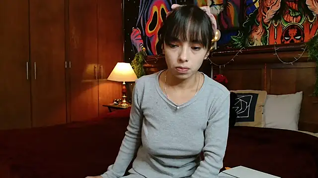 MINI Petite online show from 12-21-24, 06:52