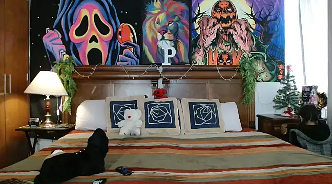 MINI Petite online show from 12-23-24, 07:52