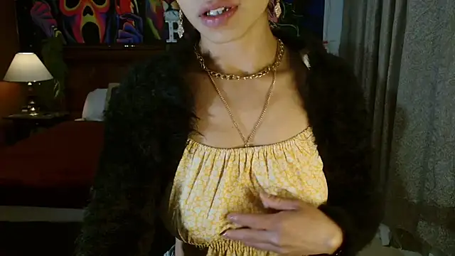 MINI Petite online show from 01-05-25, 12:20