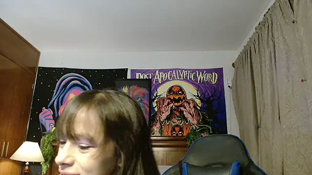 MINI Petite online show from 02-18-25, 05:20