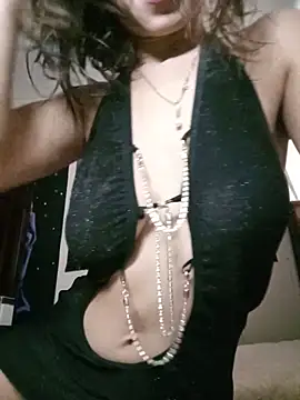 MINI Petite online show from 06-14-26, 05:15