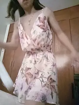 MINI Petite online show from 06-20-26, 05:05