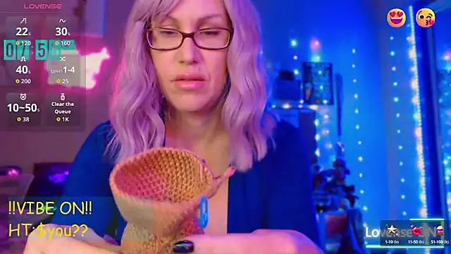 EmmaIsHere online show from 09-09-25, 01:54