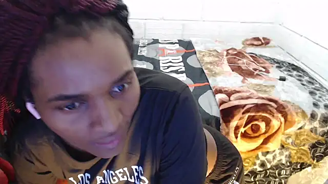 sexyjustin202 online show from 05-13-26, 02:31