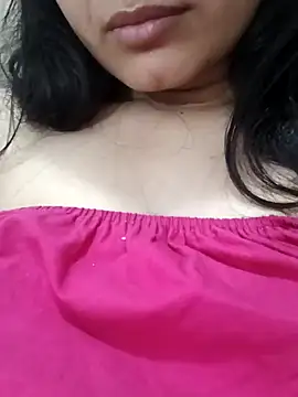 Snapshot of CuteSarikaLIVE chatting on 03-23-25, 07:20 CuteSarikaLIVE online show from 03-23-25, 07:20