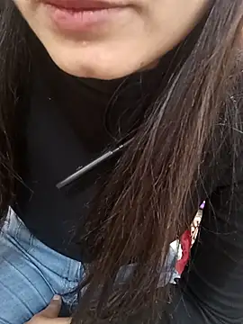 CuteSarikaLIVE online show from 12-14-25, 04:07