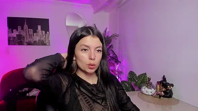 Snapshot of Meghan320 chatting on 11-07-25, 11:32 Meghan320 online show from 11-07-25, 11:32