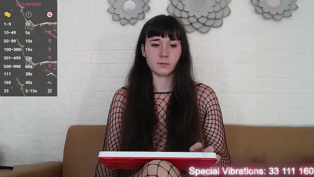 MaryHillx online show from 01-17-25, 01:04