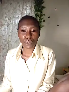 Snapshot of Ranny18l chatting on 01-22-25, 04:23 Ranny18l online show from 01-22-25, 04:23