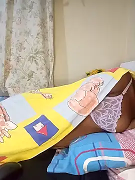 Snapshot of Ranny18l chatting on 01-27-25, 01:16 Ranny18l online show from 01-27-25, 01:16