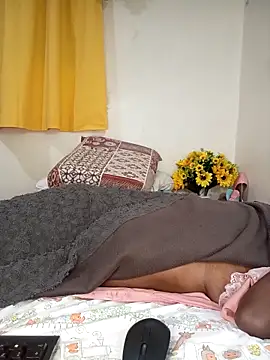 Snapshot of Ranny18l chatting on 03-22-25, 03:09 Ranny18l online show from 03-22-25, 03:09