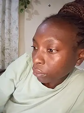 Snapshot of Ranny18l chatting on 09-15-25, 09:48 Ranny18l online show from 09-15-25, 09:48