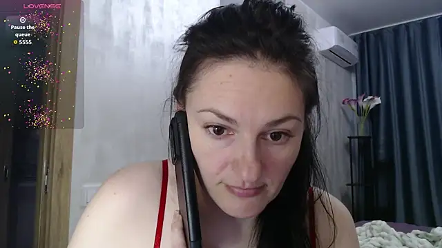Stacy Davice online show from 05-05-26, 03:53
