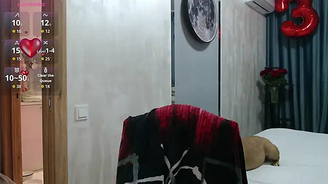 Stacy Davice online show from 06-15-26, 03:47